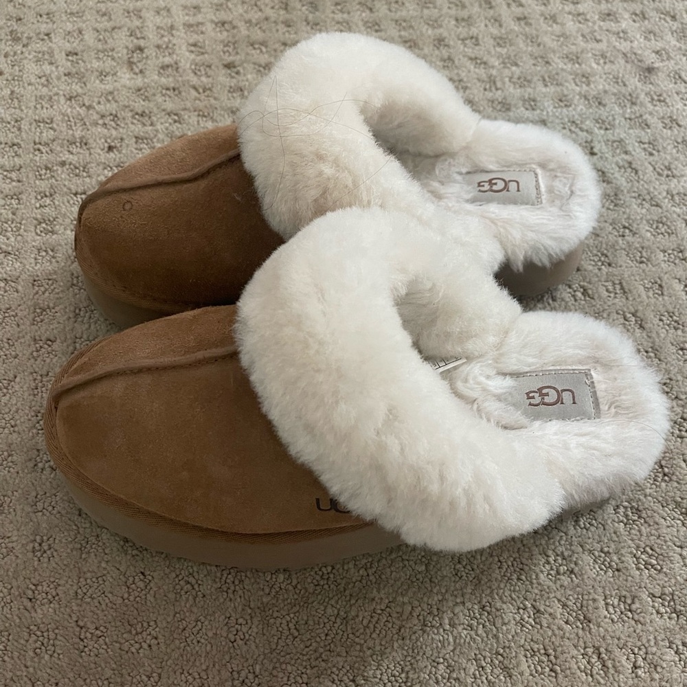 Ugg slipper